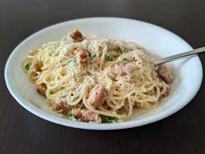 Sausage, pasta & peas
